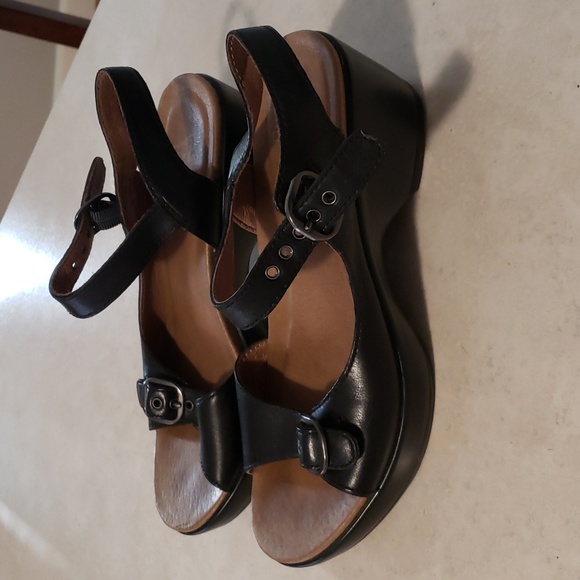 Dansko Black Joanie Strappy Sandals  Size 36 - Picture 4 of 7